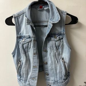 Women’s Jean Vest
